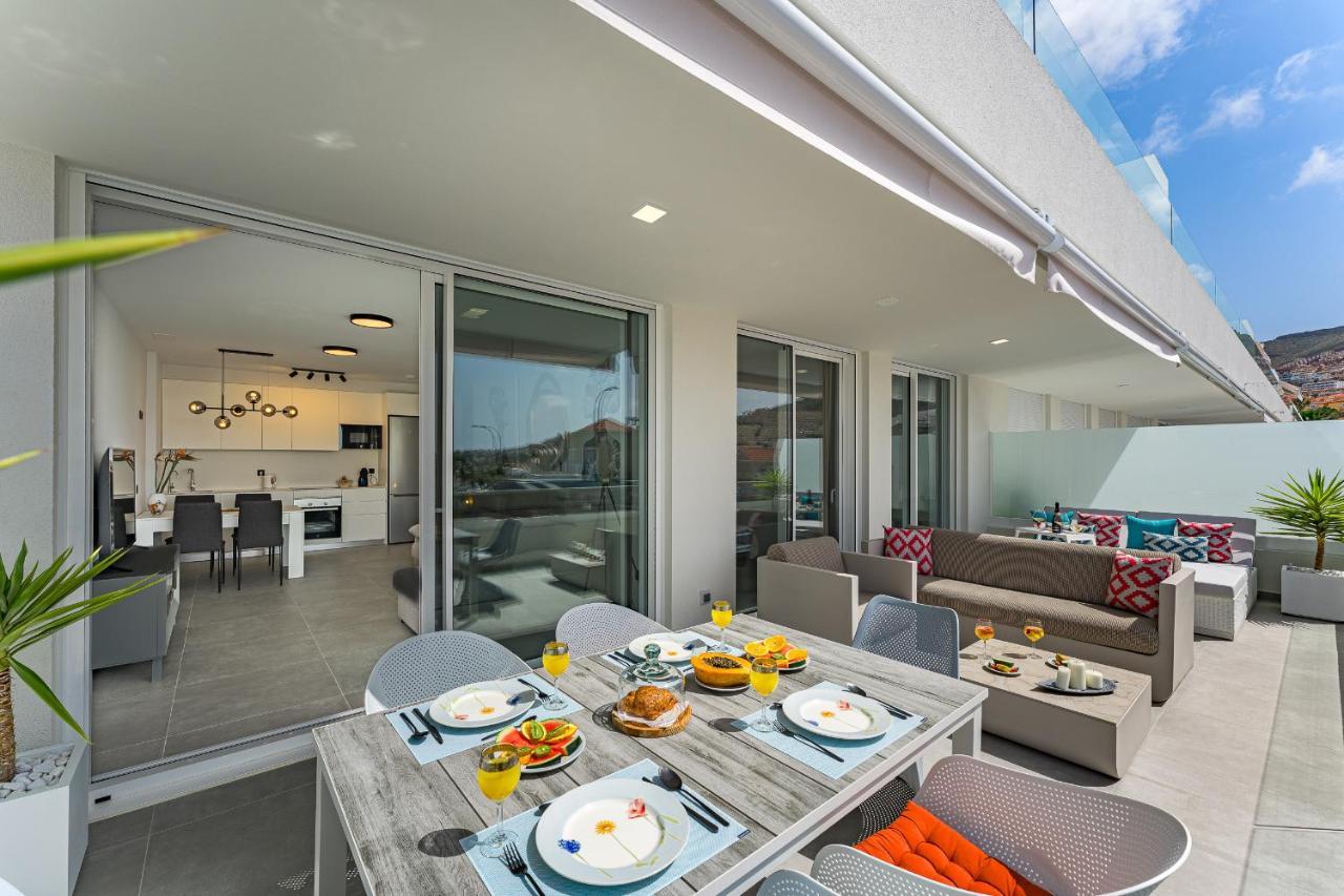 Modern New Apartment Las Terrazas De Costa Adeje. Heated Pool, Big Terrace And Private Parking Luaran gambar
