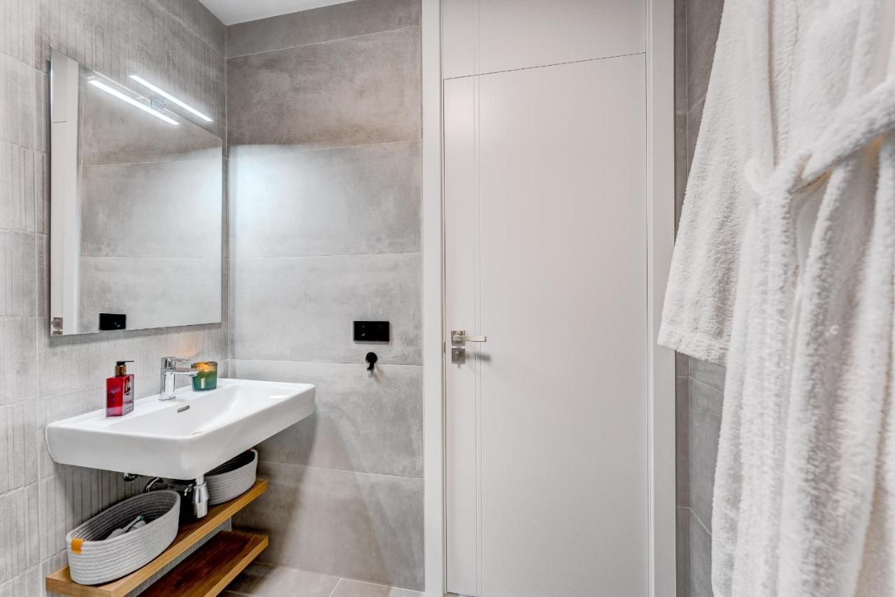 Modern New Apartment Las Terrazas De Costa Adeje. Heated Pool, Big Terrace And Private Parking Luaran gambar