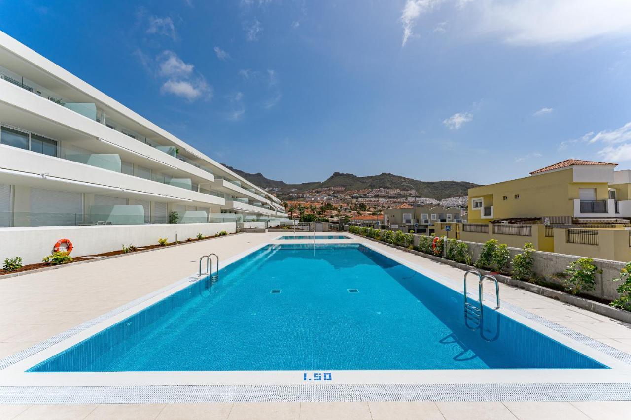 Modern New Apartment Las Terrazas De Costa Adeje. Heated Pool, Big Terrace And Private Parking Luaran gambar