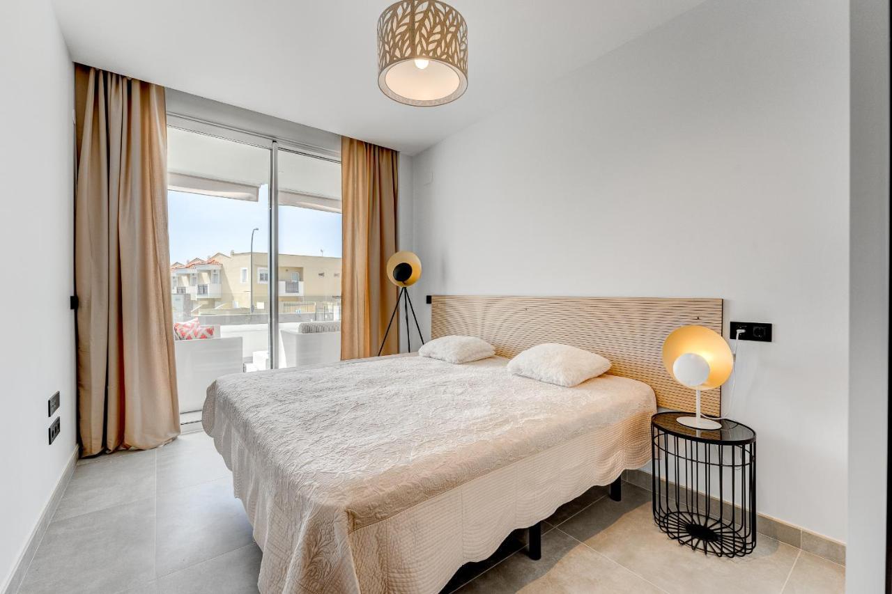 Modern New Apartment Las Terrazas De Costa Adeje. Heated Pool, Big Terrace And Private Parking Luaran gambar