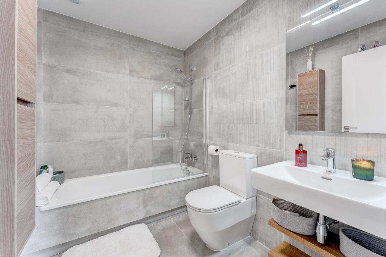 Modern New Apartment Las Terrazas De Costa Adeje. Heated Pool, Big Terrace And Private Parking Luaran gambar