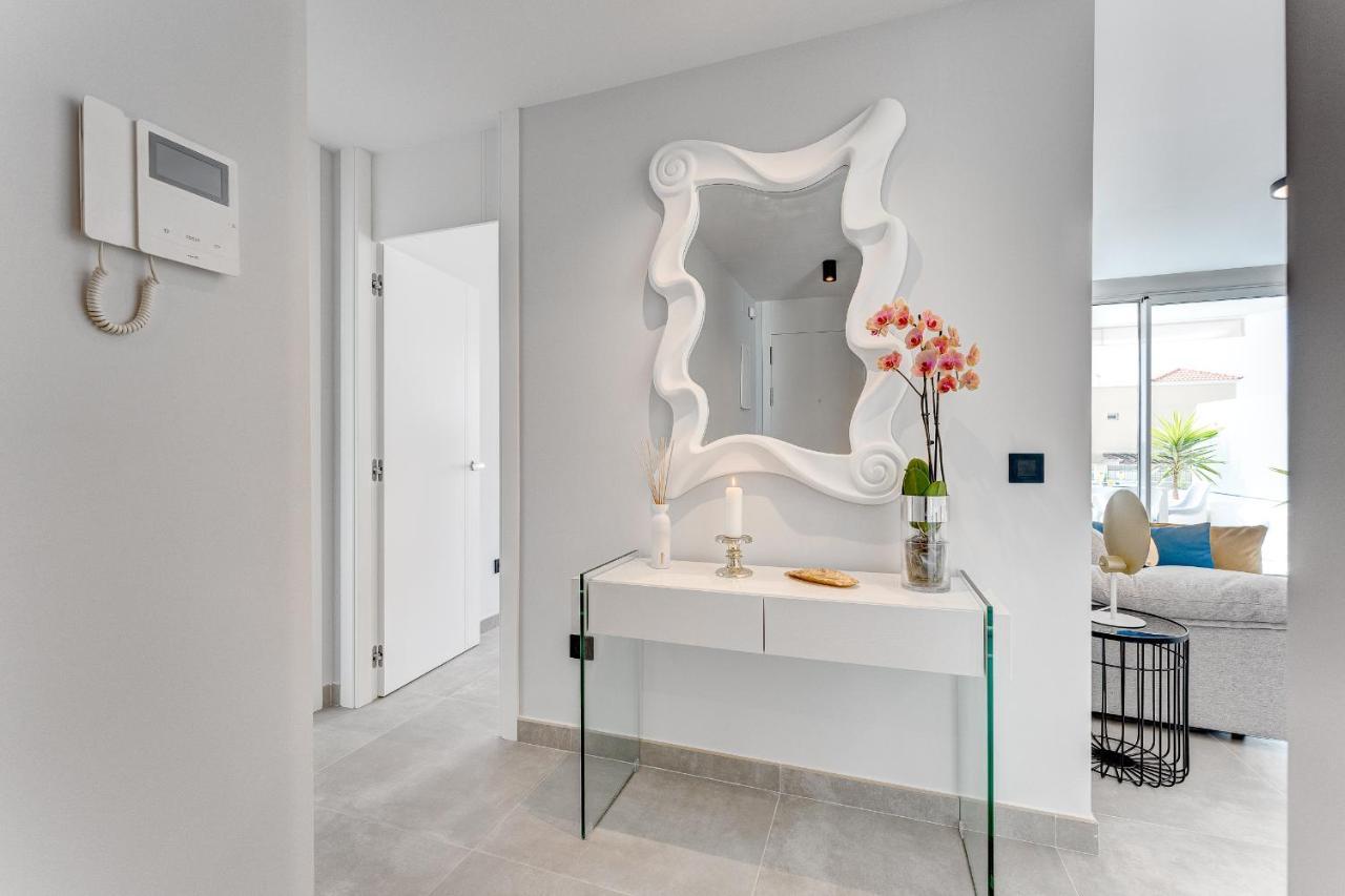 Modern New Apartment Las Terrazas De Costa Adeje. Heated Pool, Big Terrace And Private Parking Luaran gambar