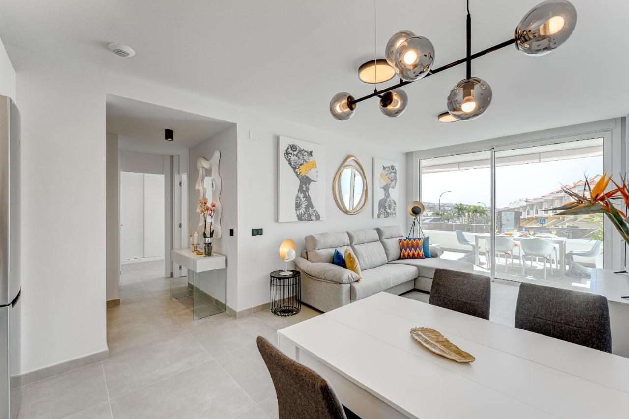 Modern New Apartment Las Terrazas De Costa Adeje. Heated Pool, Big Terrace And Private Parking Luaran gambar