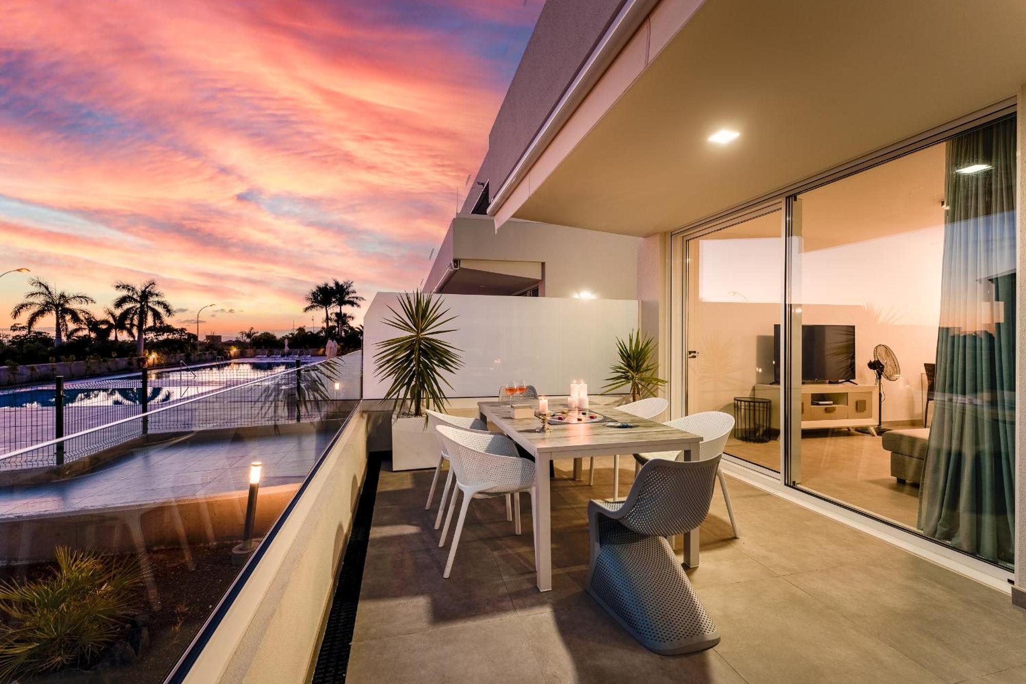 Modern New Apartment Las Terrazas De Costa Adeje. Heated Pool, Big Terrace And Private Parking Luaran gambar