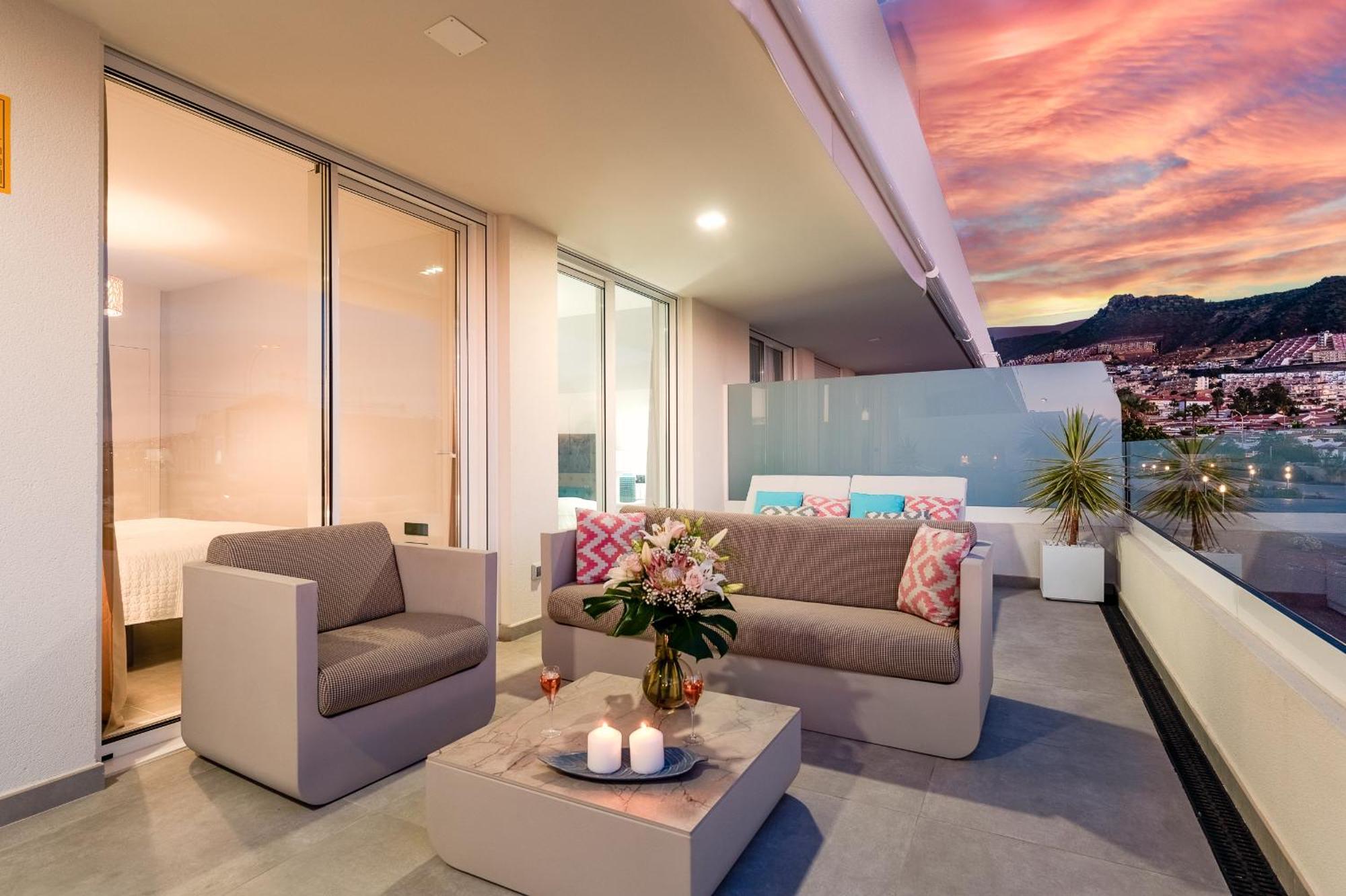 Modern New Apartment Las Terrazas De Costa Adeje. Heated Pool, Big Terrace And Private Parking Luaran gambar